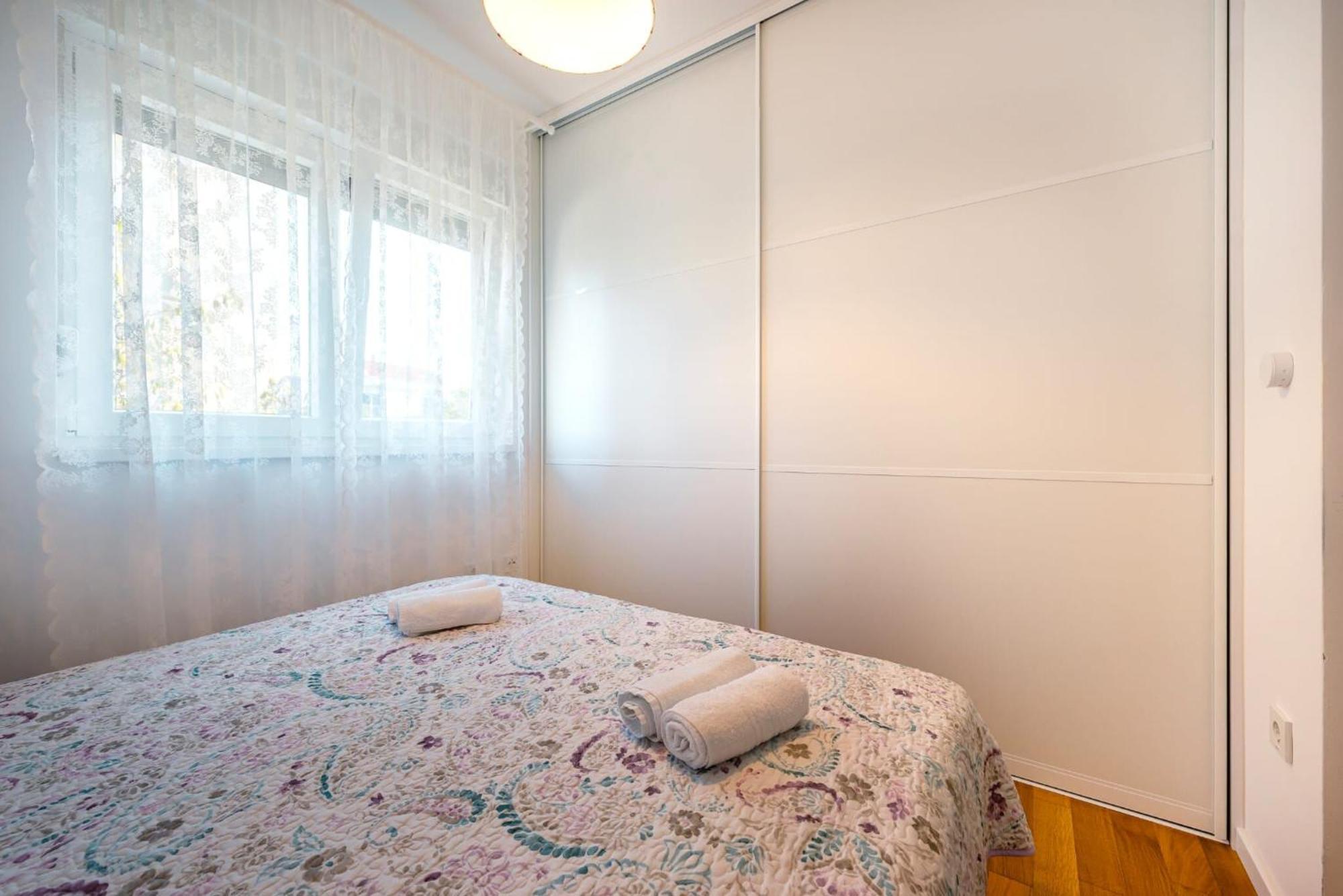 Apartment Apartman Mia Бродарица Экстерьер фото