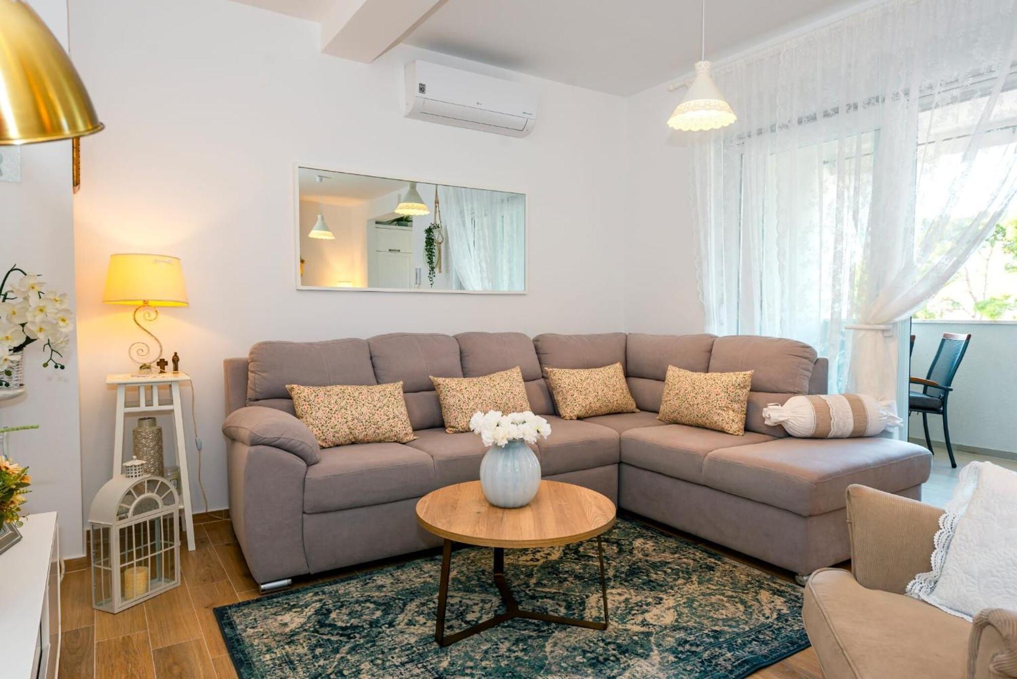 Apartment Apartman Mia Бродарица Экстерьер фото